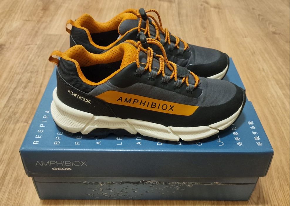 Кроссовки весна Geox