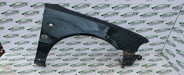 Aripa fata dreapta Audi A4 B5