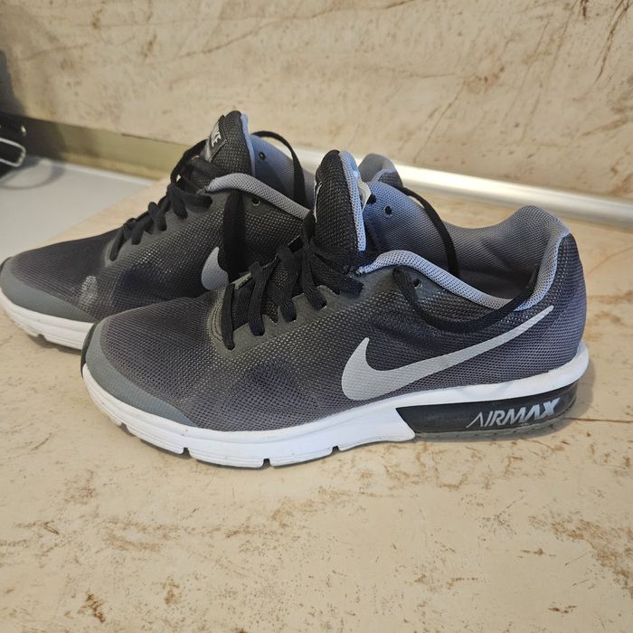 Дамски маратонки Nike