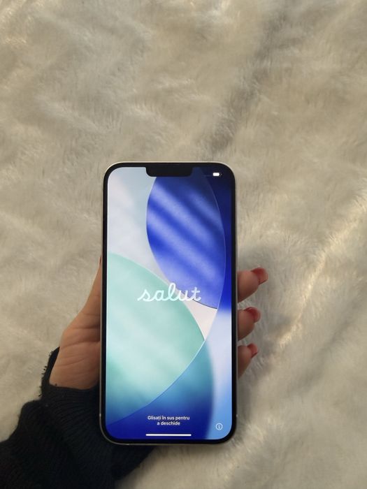 IPhone 14 Plus starlight