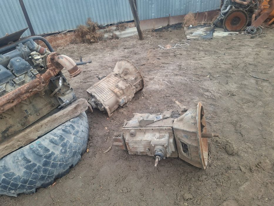 Запчасти на автокран