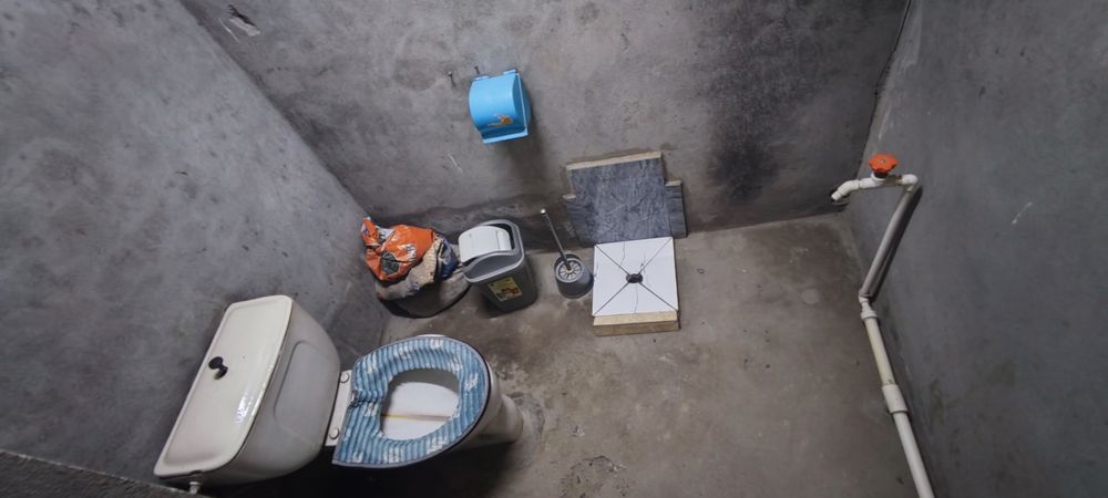 Zudlik bilan sotiladi