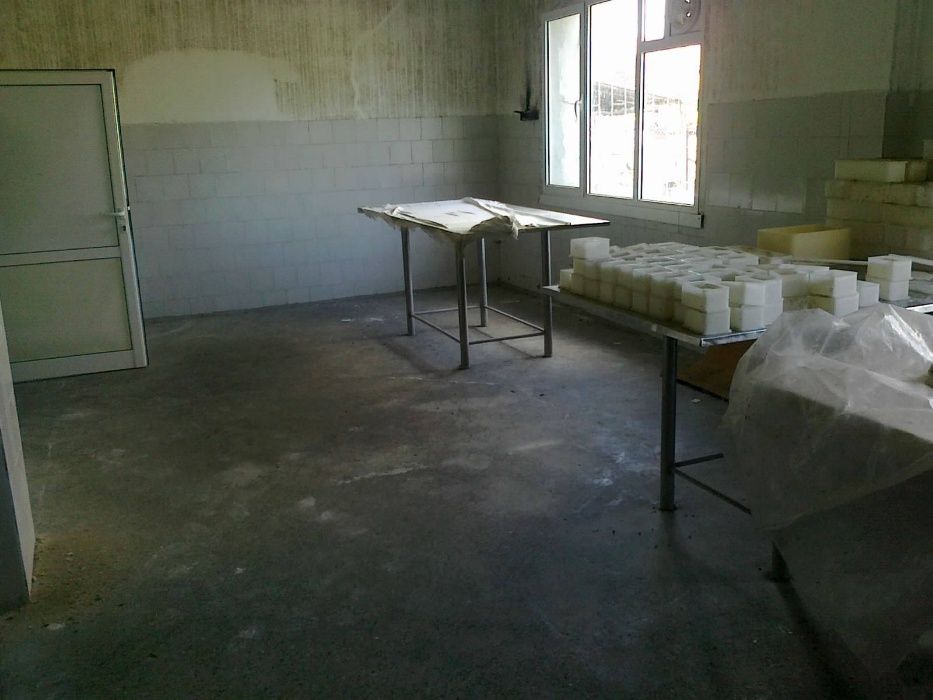 Продава се Промишлена сграда в Криводол - 670 кв.м за 191 €/кв.м - Снимка #2