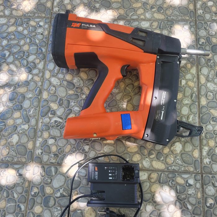 Pistol cuie beton PULSA 800