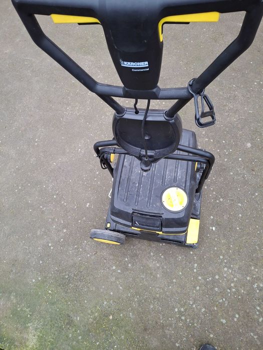 Karcher  BR 40/10 C