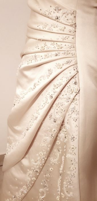Rochie cristale Swarowski , alb fildeș
