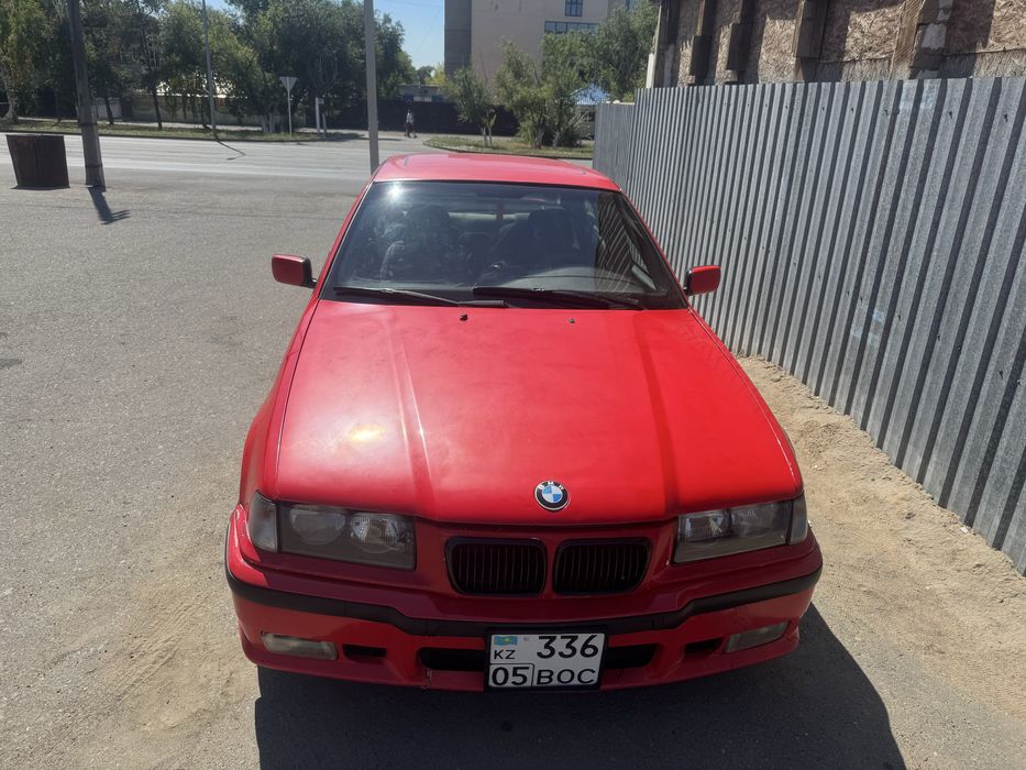 Автомобиль е36 бмв 325