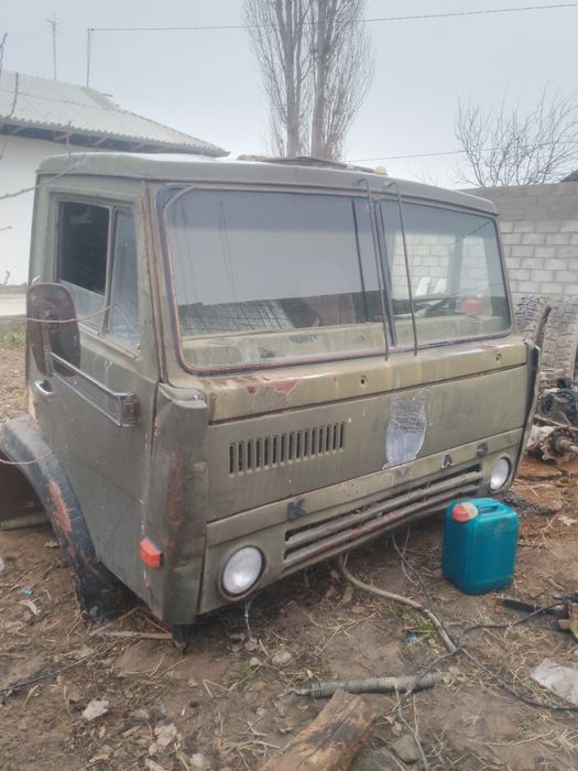 KAMAZ kabina sotiladi