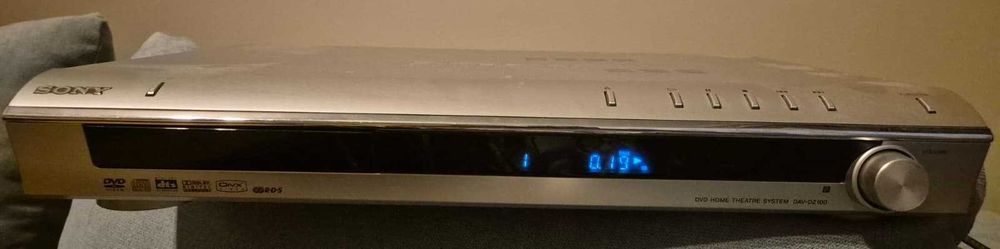 Sistem Home Cinema Sony DZ100