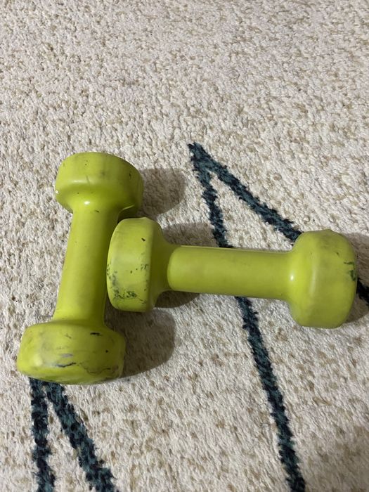 Продам гантели