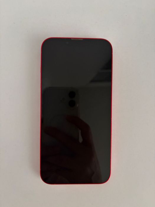 Vând iphone 13 roșu 128GB