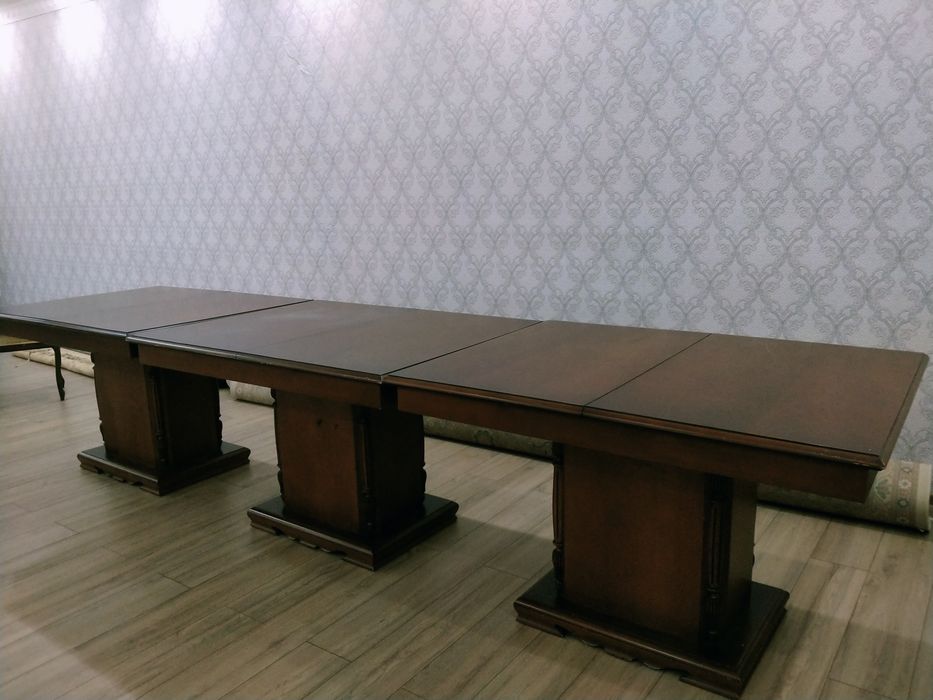 Столы 3 шт одинаковые