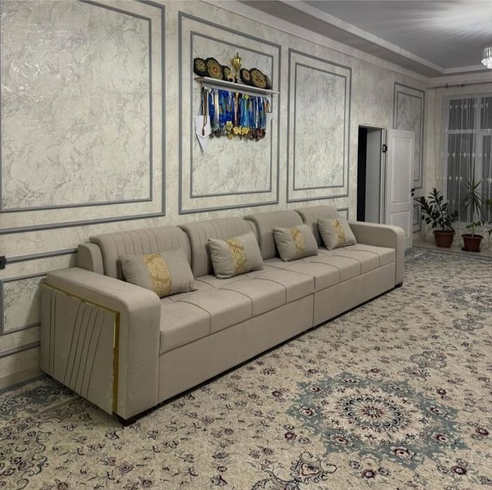 Диван VERSACE Усть-Каменогорск новый!