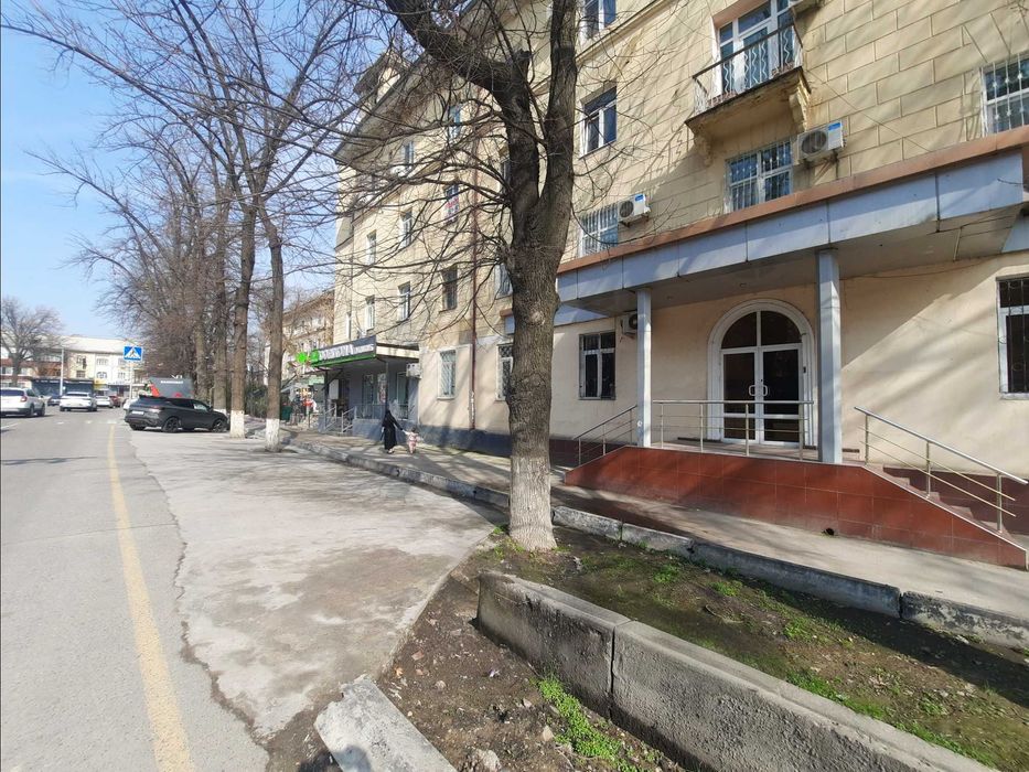 Аренда помещения Новомосковская, Старт Стадион, БЦ Оникс