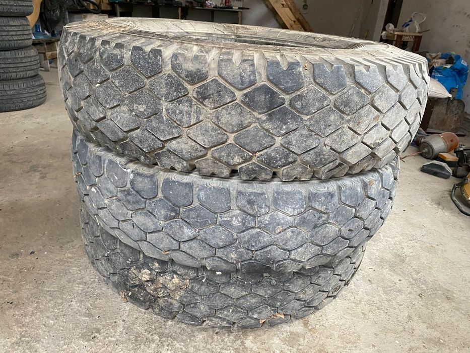 Продается шины на зилл