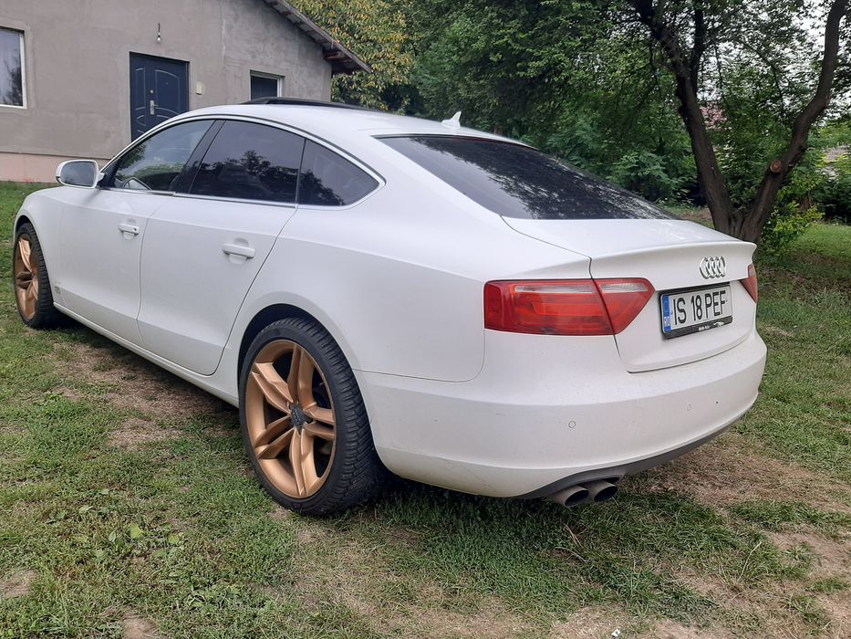 Audi A5 2.0 TDI • 2011