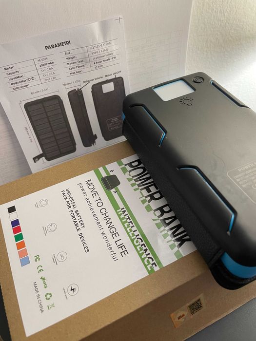 Solar PowerBank 20000mAh baterie 4panou lanterna waterproof NouSIGILAT