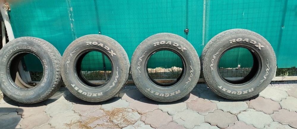 Резина 235/75/15 всесезонная