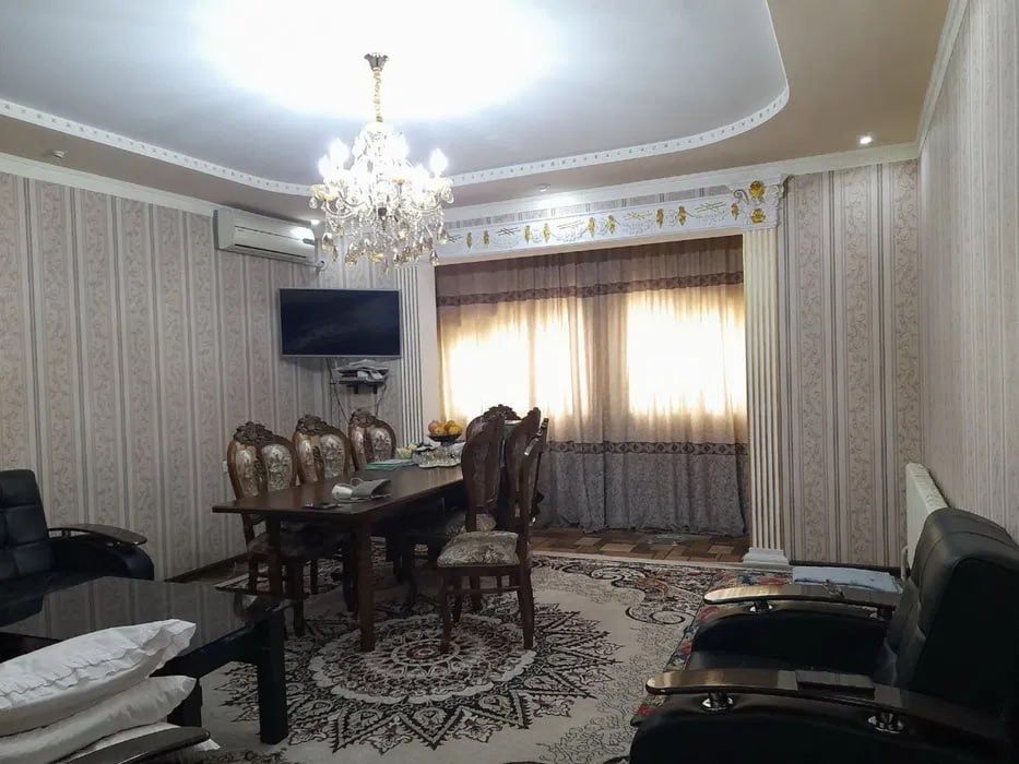 Дружба Народов Продаётса 3/9/9 Райхон ресторан 73кв.м