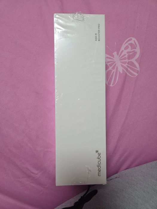 Vând Dispozitiv medical de ingrijire a pielii MEDICUBE PRO X AGE-R cu