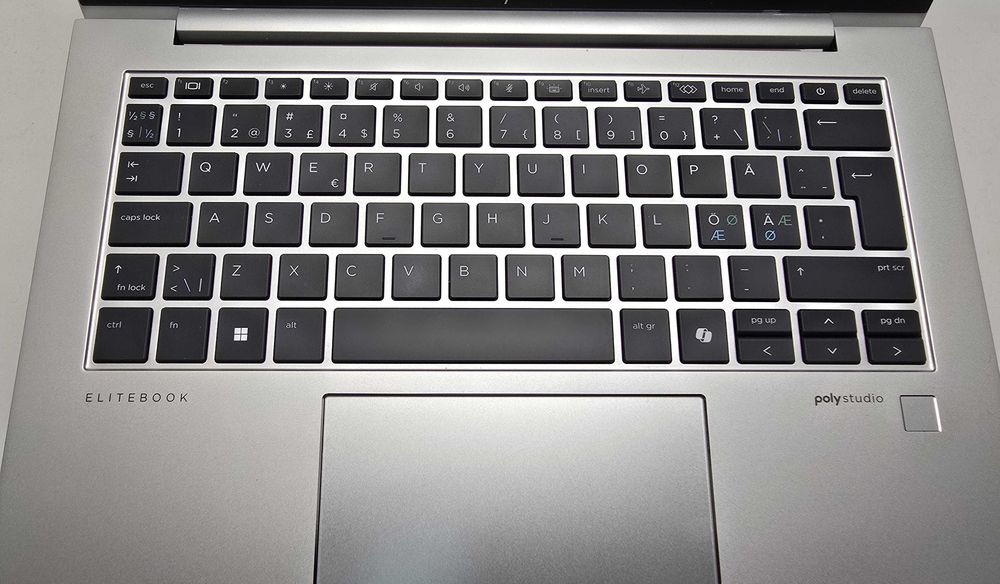 HP EliteBook 840 G11  Core Ultra 5 125H/16GB/512SSD/FHD/Подсветка