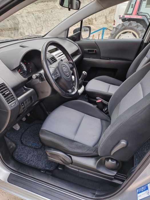 Mazda 5 2.0  в добро състояние