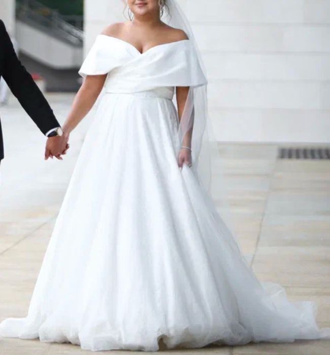 Шикарное свадебное платье