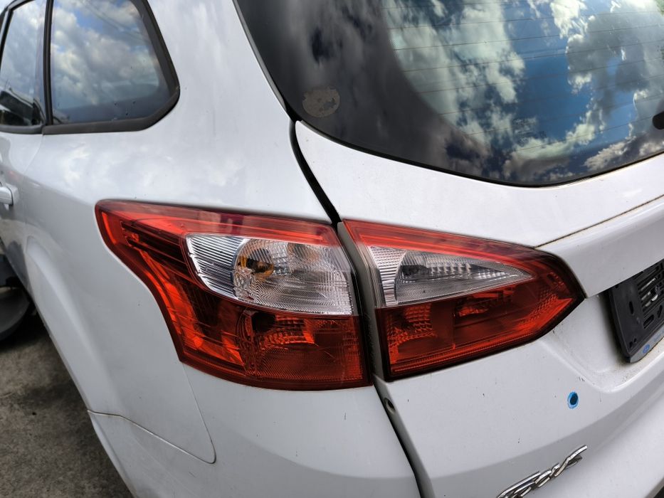 Стопове за Ford Focus MK III комби