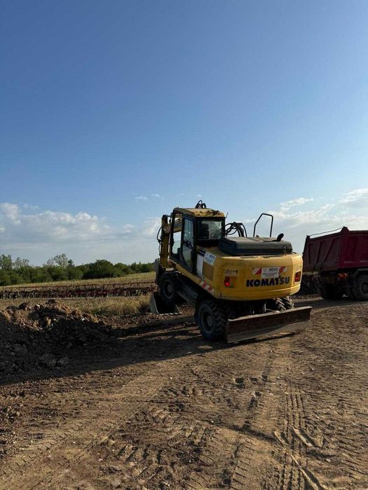 Excavator Roti Komatsu PW 160 7E0 16 Tone