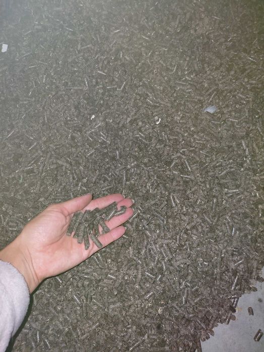 Слънчогледови пелети