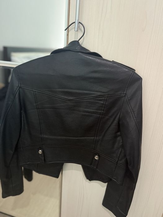 Продам кожанную куртку