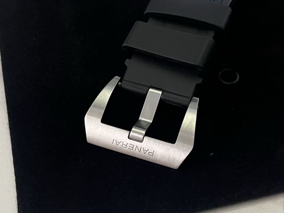 Panerai Luminor 1950 GMT