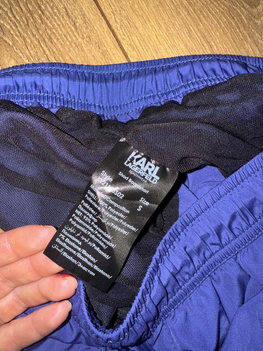 Karl Lagerfeld шорти за плаж