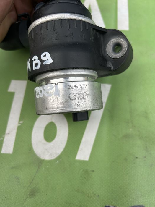Pompă auxiliară apă Audi A4 B9 2.0 Tdi 2021