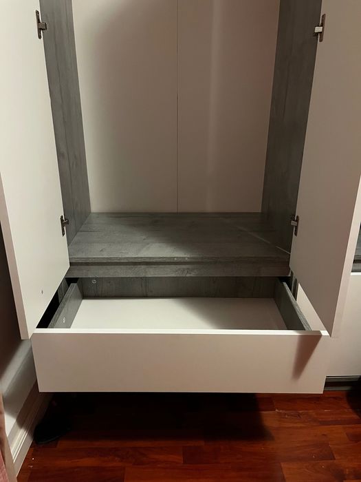 Dulap haine Jysk 119x193x51 cm