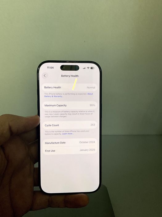 iPhone 16 pro Black