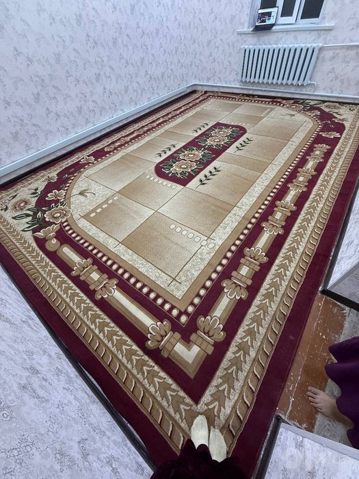 O‘lchami: 6 x 4 metr (katta zal va mehmonxonalar uchun juda mos kelad