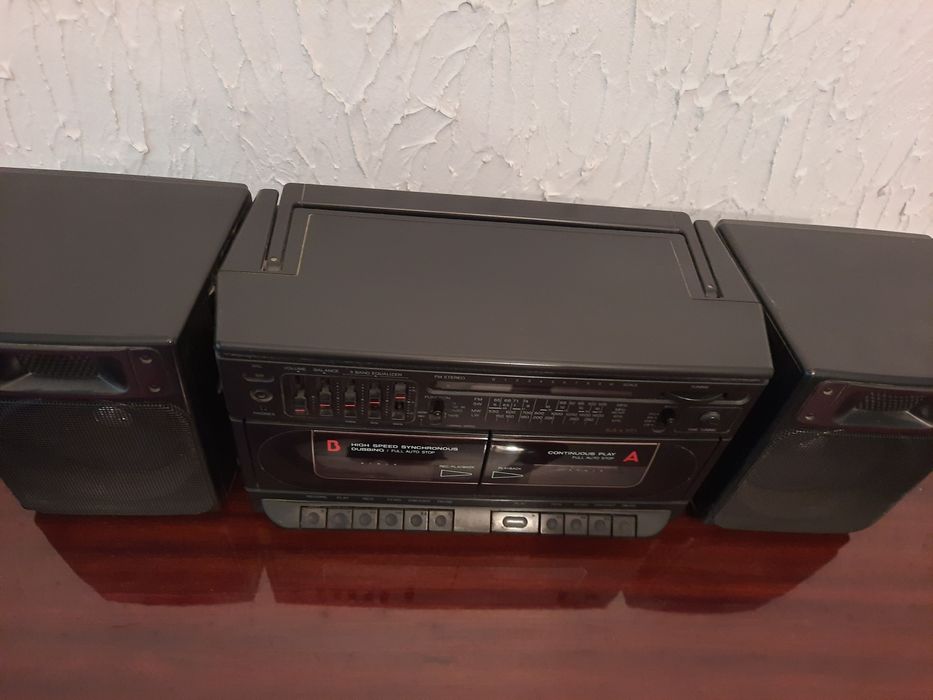 Vand dublu radiocasetofon SANYO