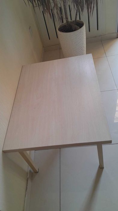 Продается мини журнальный столик