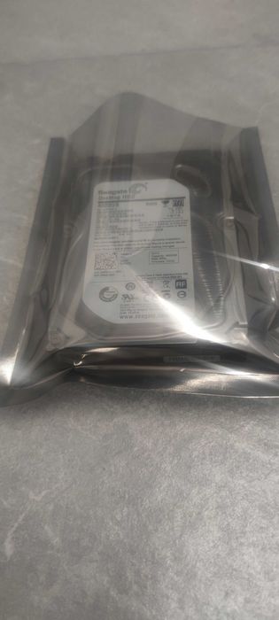 HDD hard disk Seagate capacitate 4 TB, pentru unitate calculator PC desktop