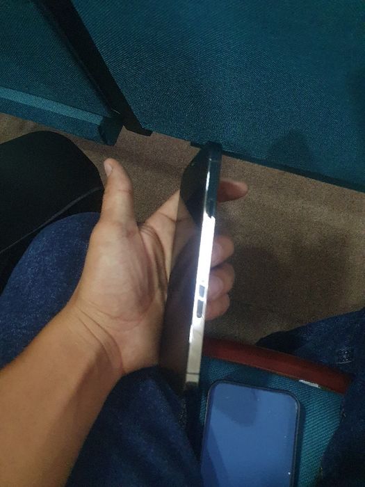 İphone 12 pro karopka bor kafaları bor