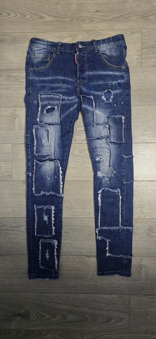 Blugi dsquared2. Urgent