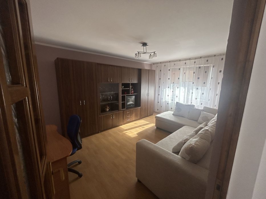 Apartament de inchiriat