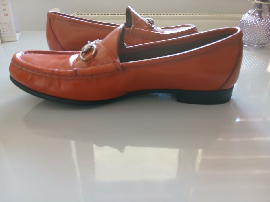 Pantofi de piele Gucci, marime 39
