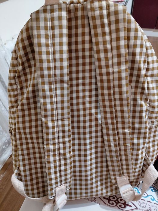 Продам рюкзаки в хорлшем состоянии.