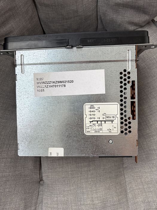 Radio CD MP3 original VW Golf 5 / Golf 6 / Passat / Jetta