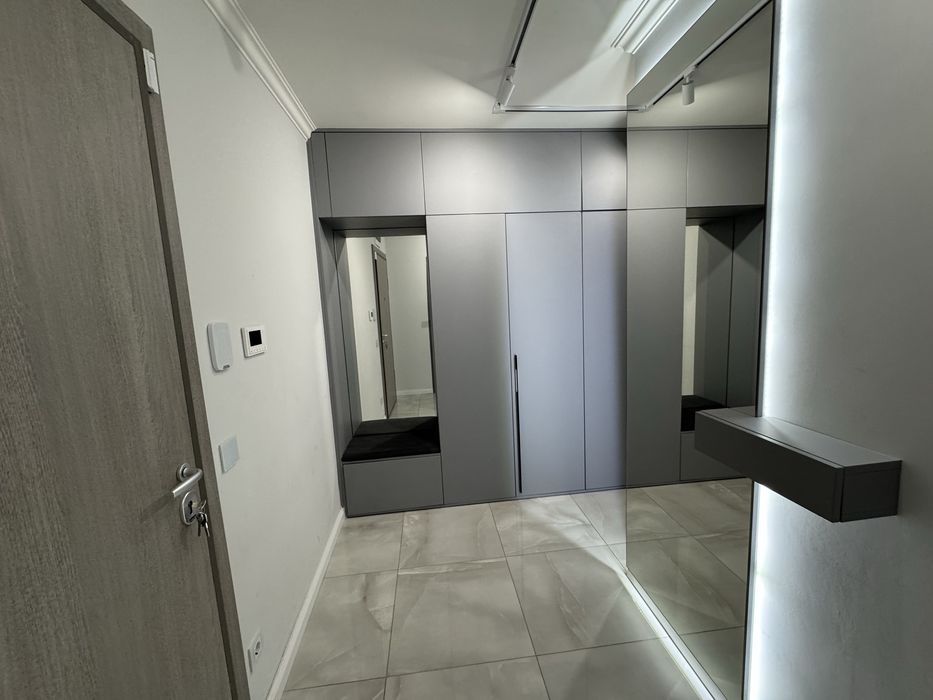 Продава се Тристаен апартамент в София, Манастирски ливади - 110 кв.м за 3455 €/кв.м - Снимка #7