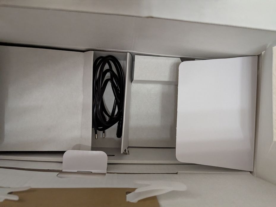 Продам Playstation 5 , совершенно новая