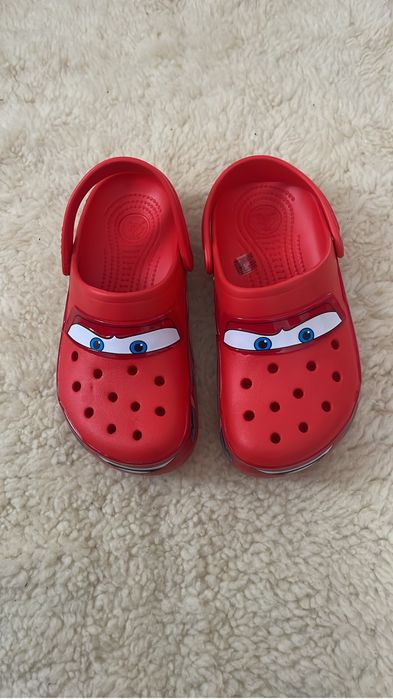 Crocs McQueen 37