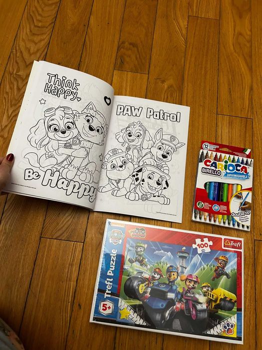 Puzzle Patrula Catelusilor 100 piese + Carte de colorat A4 + Carioci